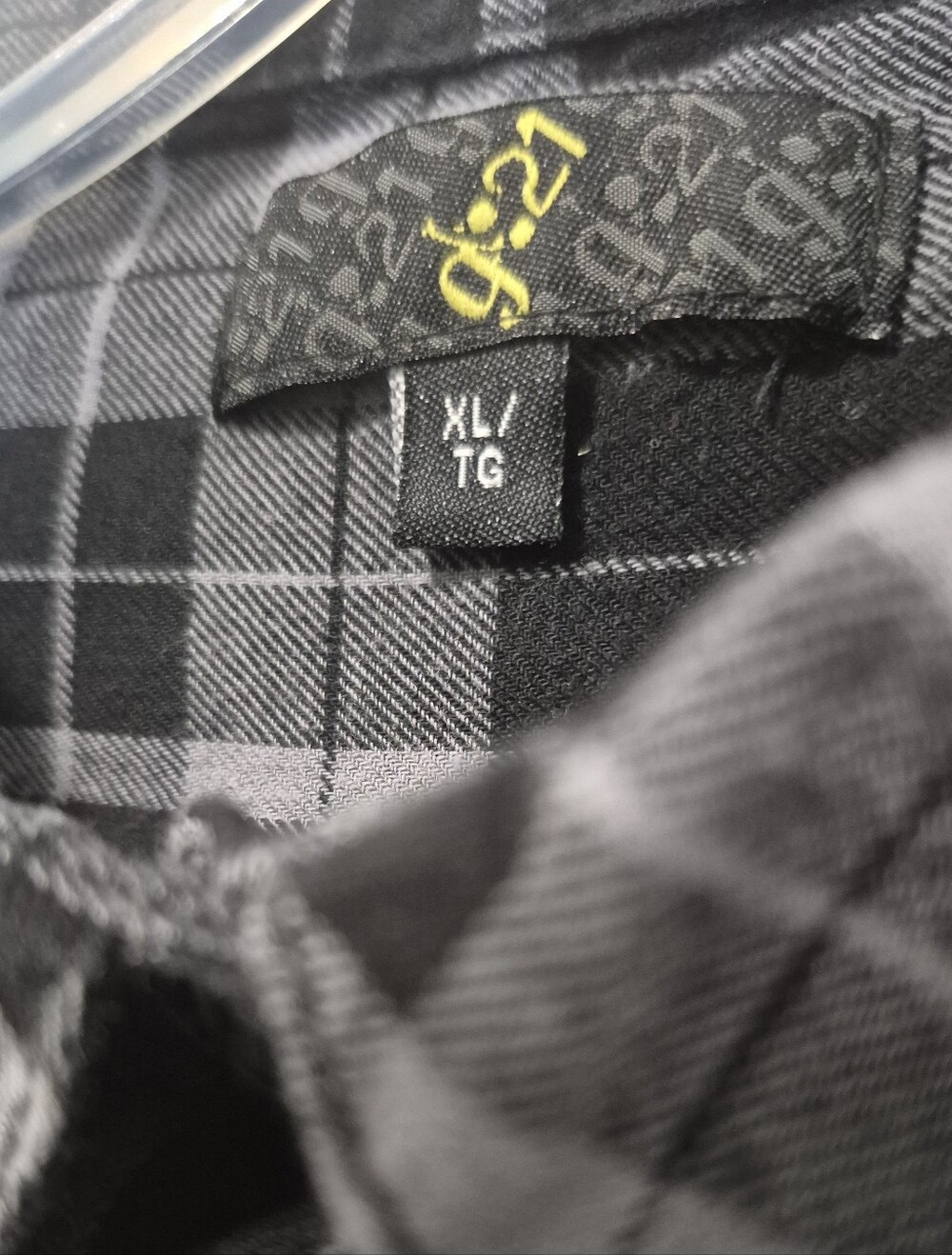 G:21 Black Gray Plaid Button Front Shirt XL 100% Cotton Casual Flannel Top - Picture 4 of 6